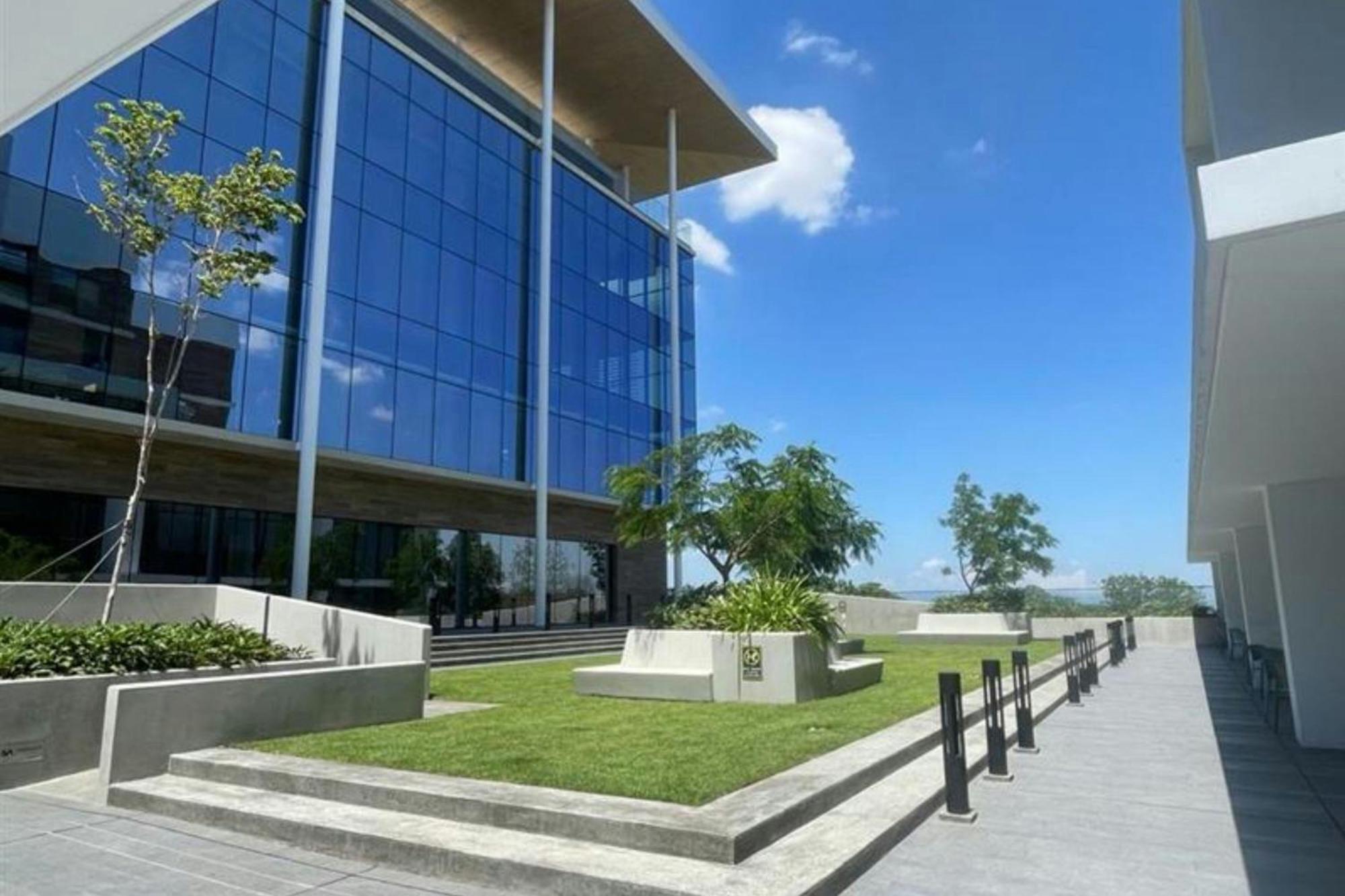 Ac Hotel San Jose Airport Belen Bagian luar foto